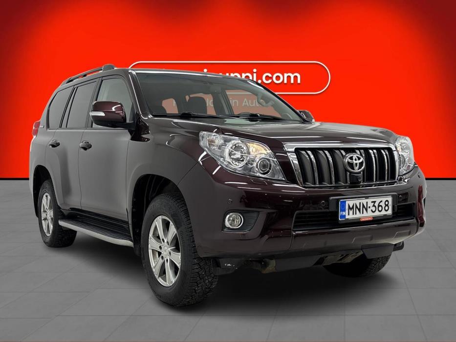 TOYOTA Land Cruiser 2011