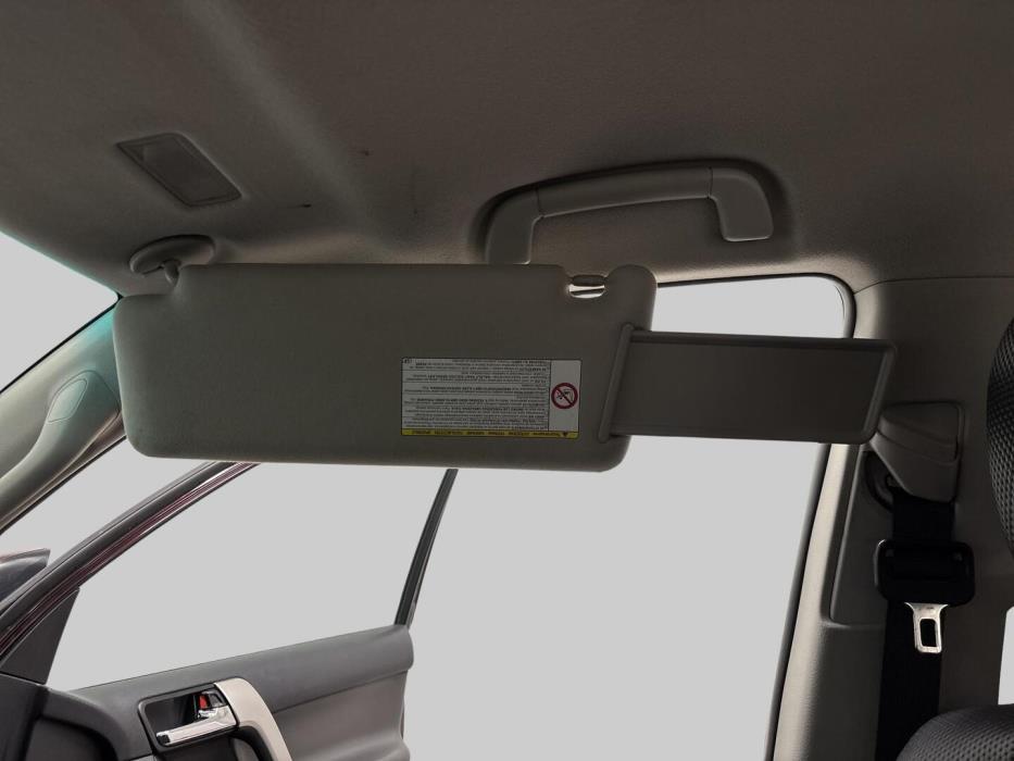 TOYOTA Land Cruiser 2011