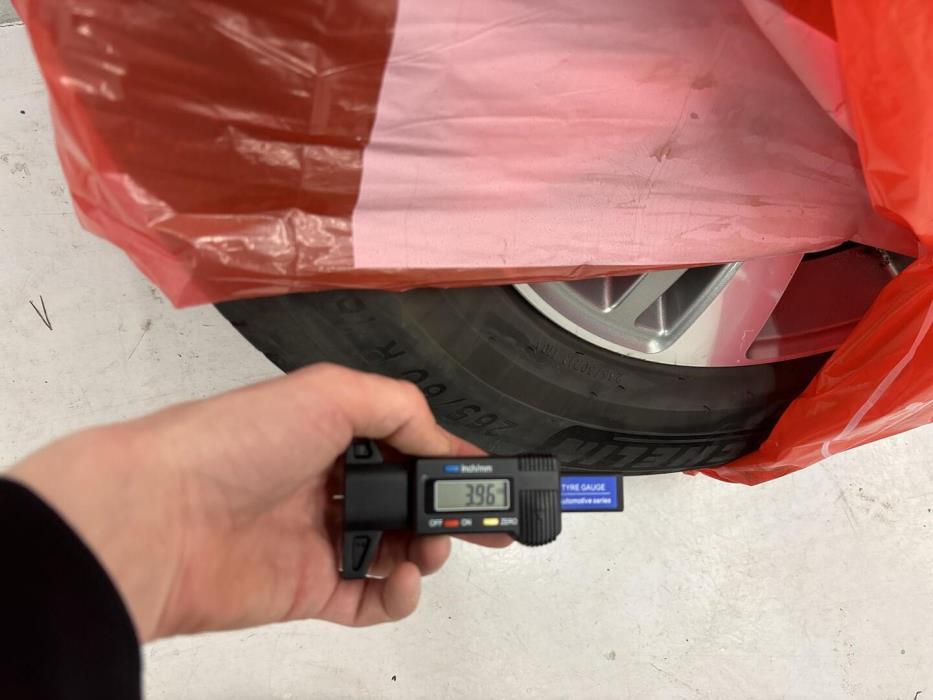 TOYOTA Land Cruiser 2011