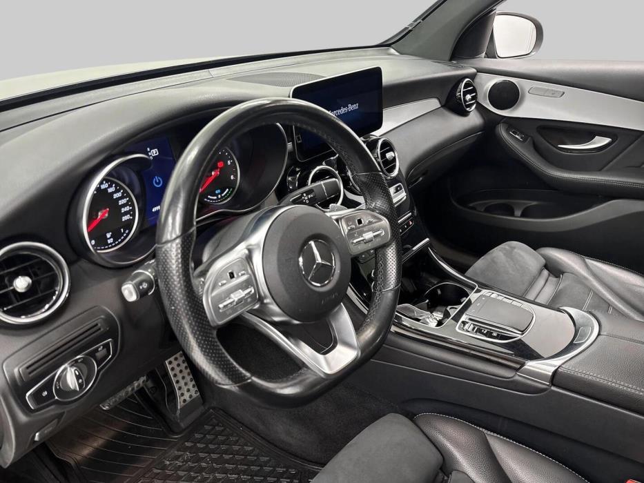 MERCEDES-BENZ GLC 2021