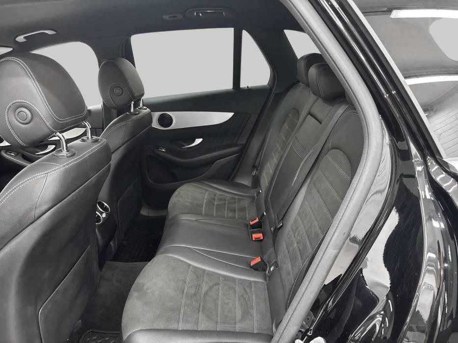 MERCEDES-BENZ GLC 2021
