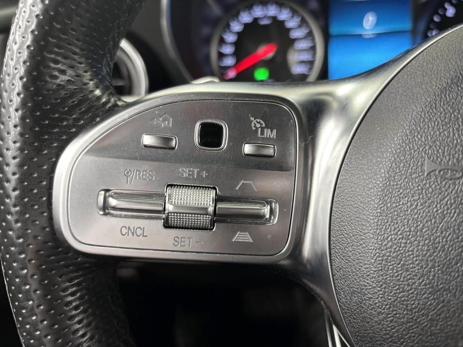 MERCEDES-BENZ GLC 2021