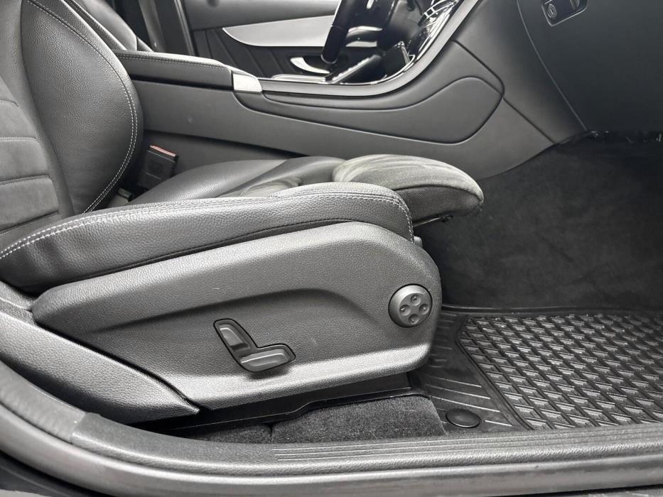 MERCEDES-BENZ GLC 2021