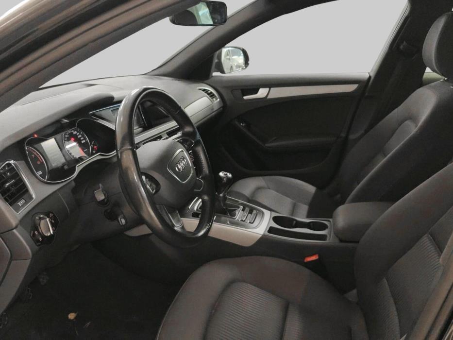 AUDI A4 2013
