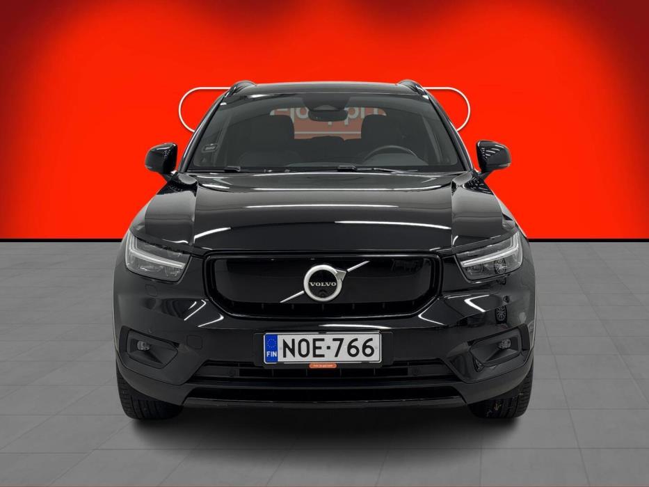 VOLVO XC40 2021