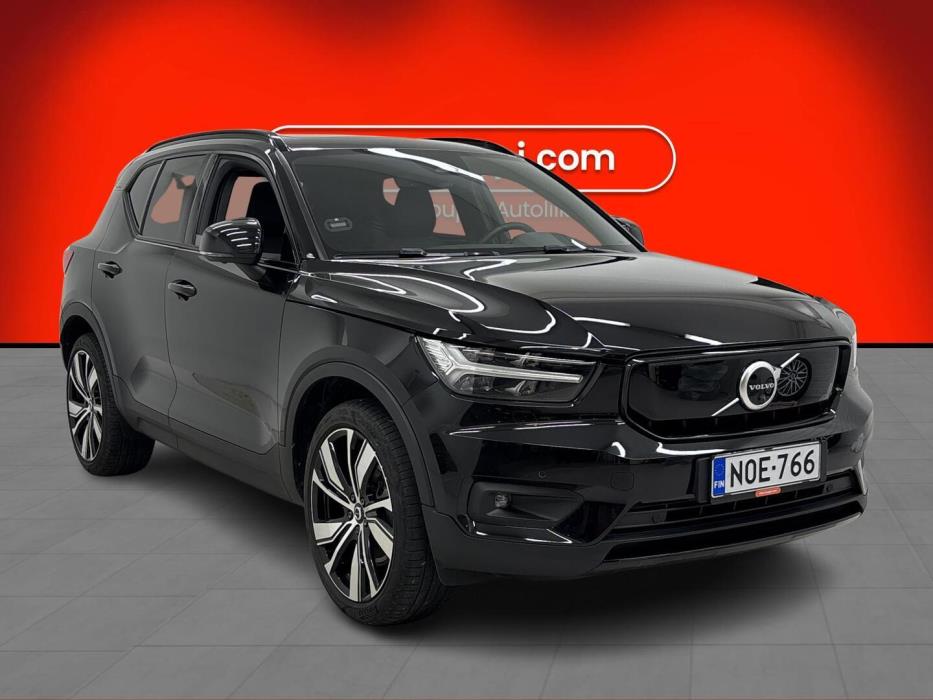 VOLVO XC40 2021