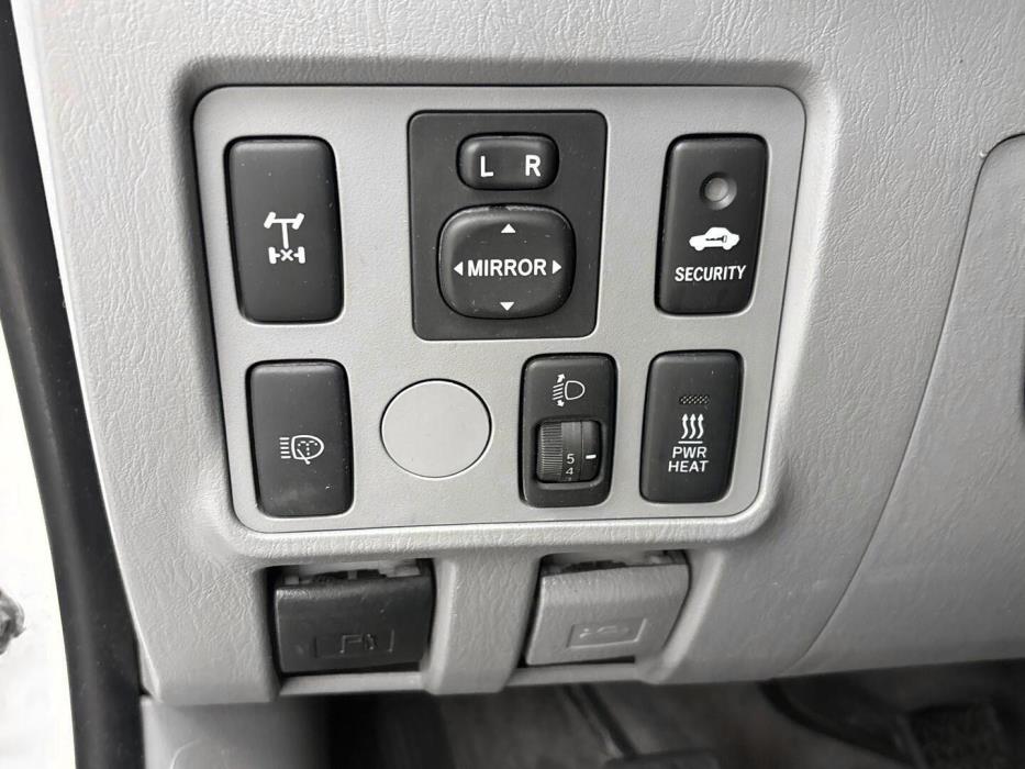 TOYOTA Hilux 2010