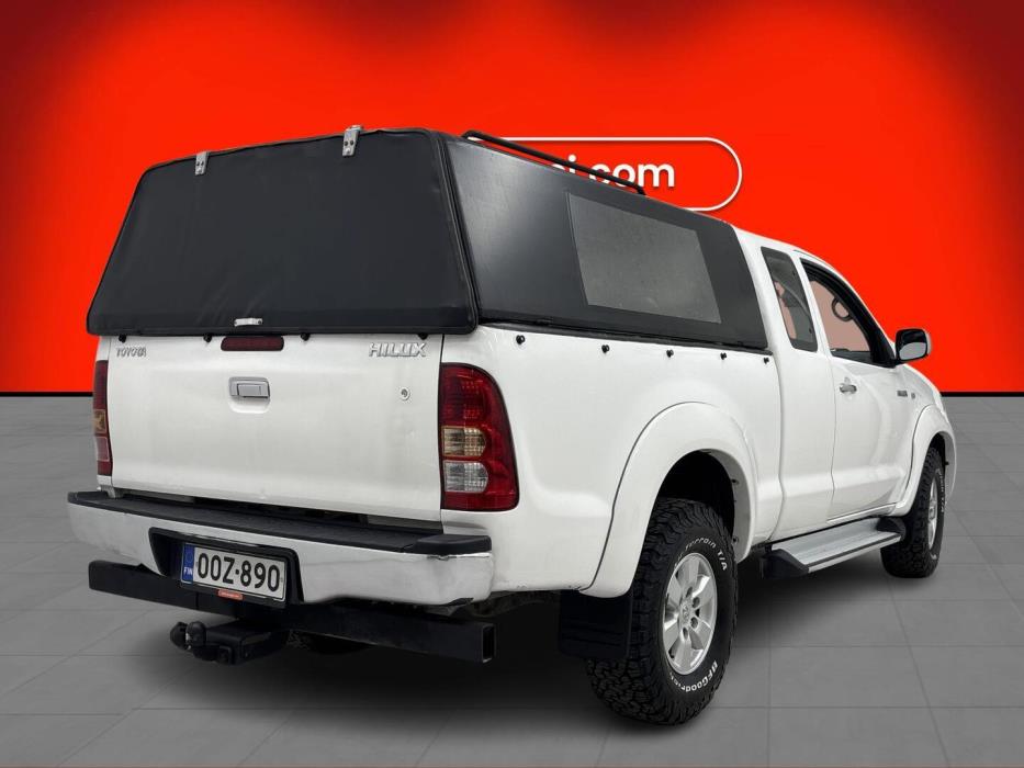 TOYOTA Hilux 2010