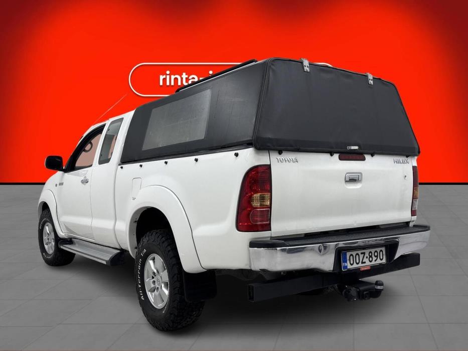 TOYOTA Hilux 2010