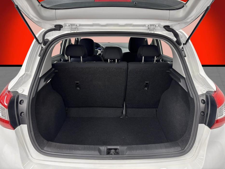 NISSAN Pulsar 2017