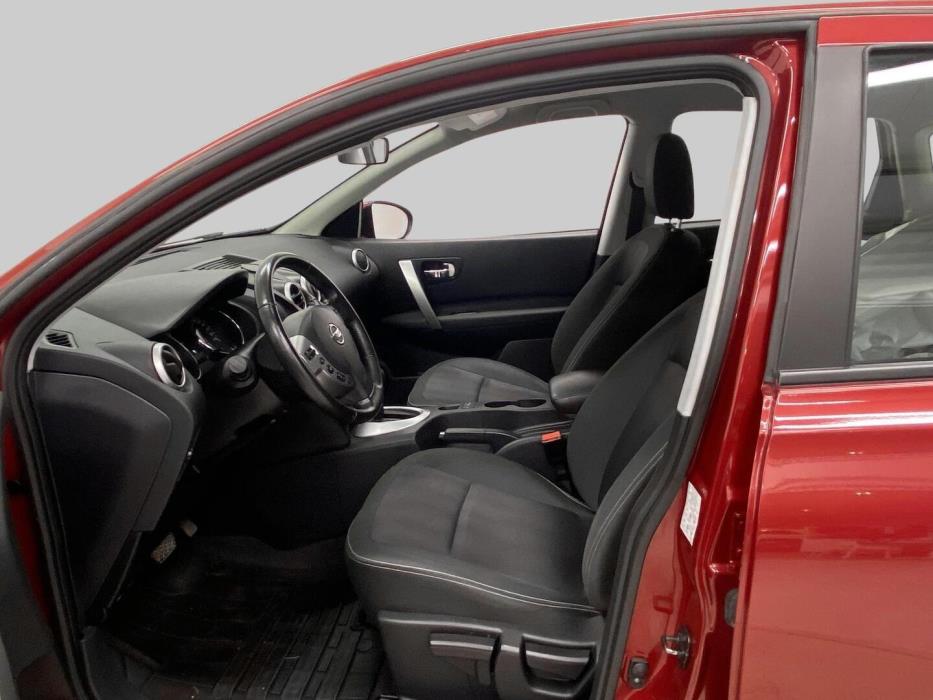 NISSAN Qashqai 2013