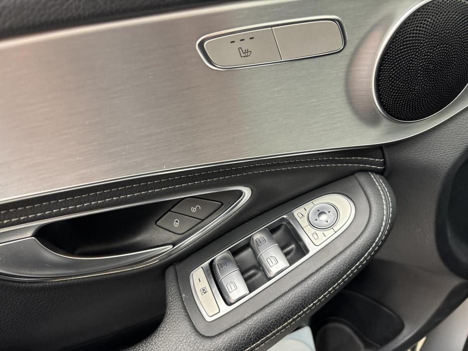 MERCEDES-BENZ C 2015