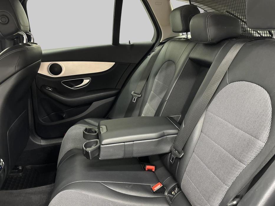 MERCEDES-BENZ C 2015