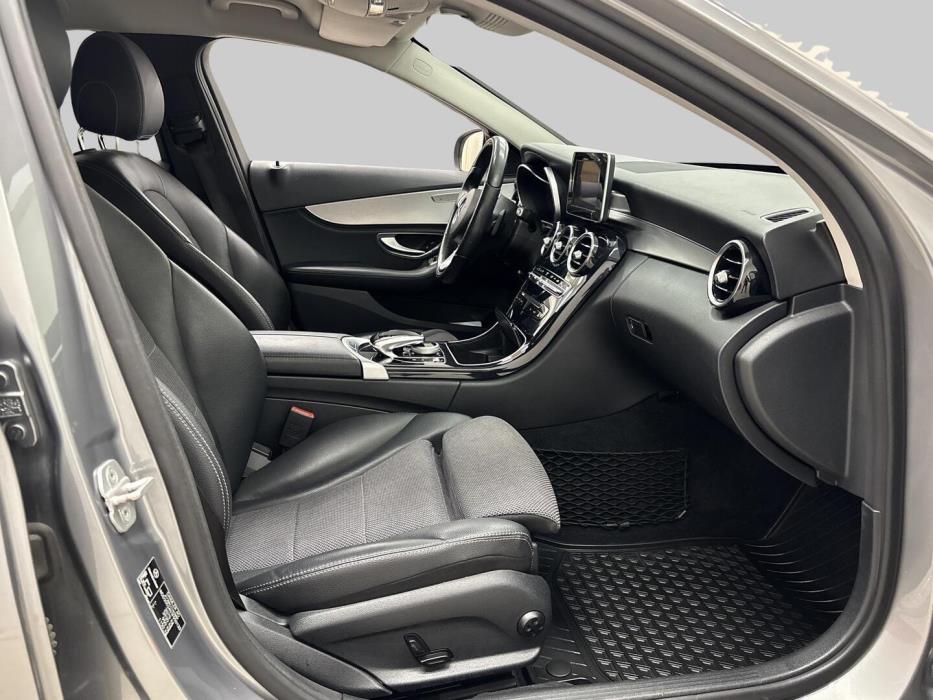 MERCEDES-BENZ C 2015