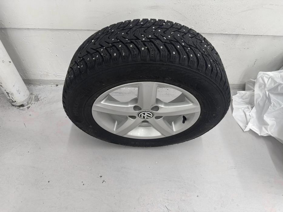 VOLKSWAGEN Golf Sportsvan 2015
