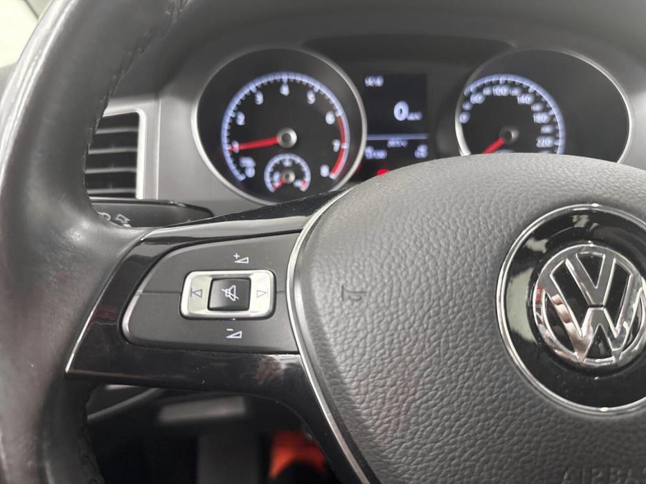 VOLKSWAGEN Golf Sportsvan 2015