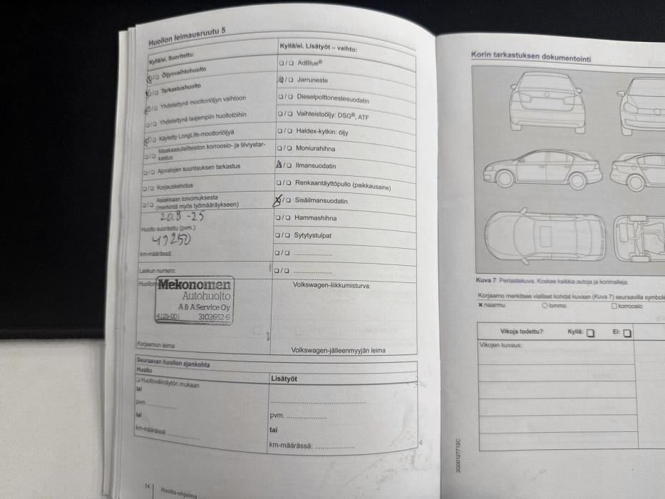 VOLKSWAGEN Golf Sportsvan 2015