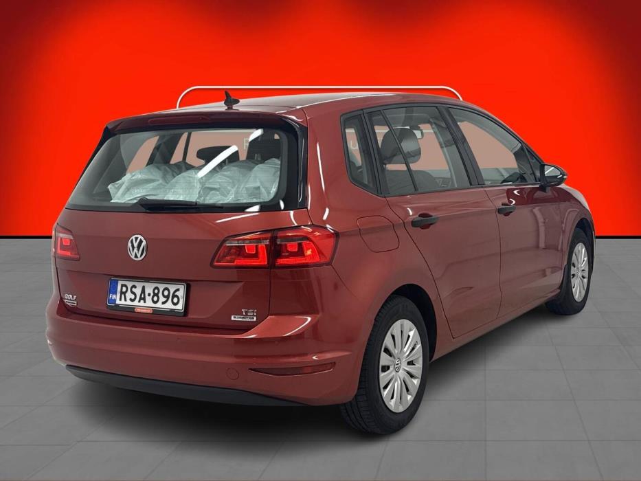 VOLKSWAGEN Golf Sportsvan 2015