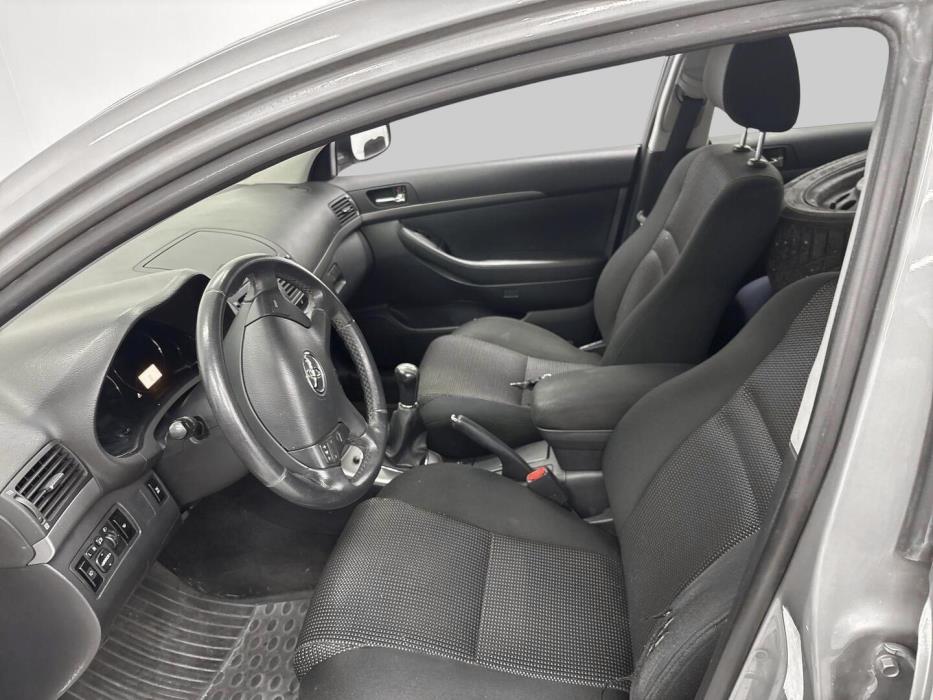 TOYOTA Avensis 2006