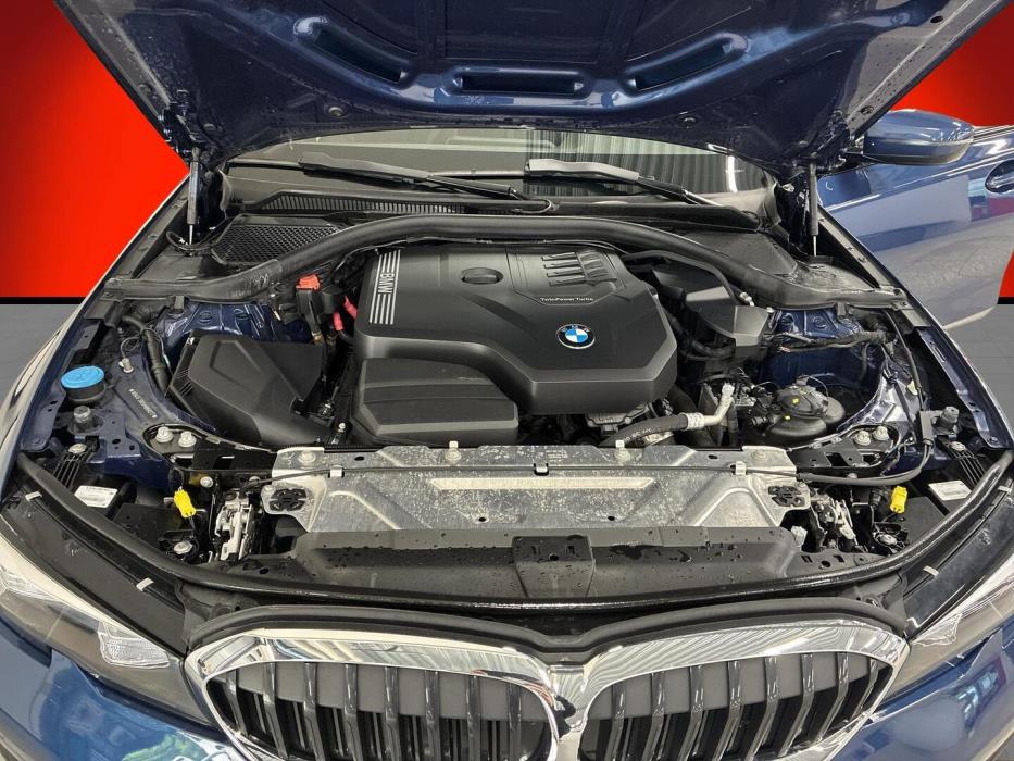BMW 320 2021