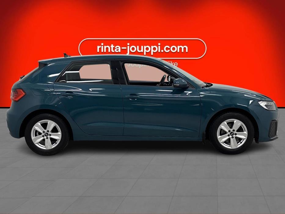 AUDI A1 2021