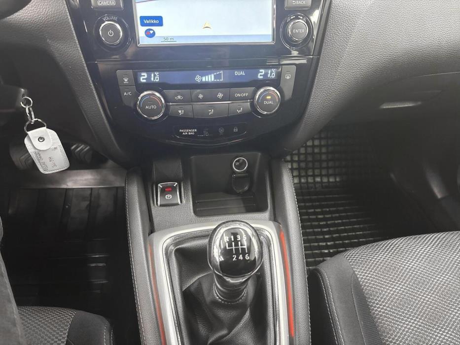 NISSAN Qashqai 2014