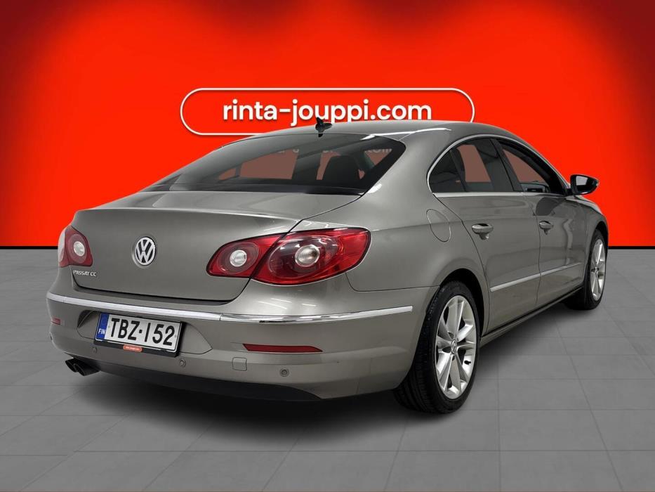 VOLKSWAGEN Passat CC 2010