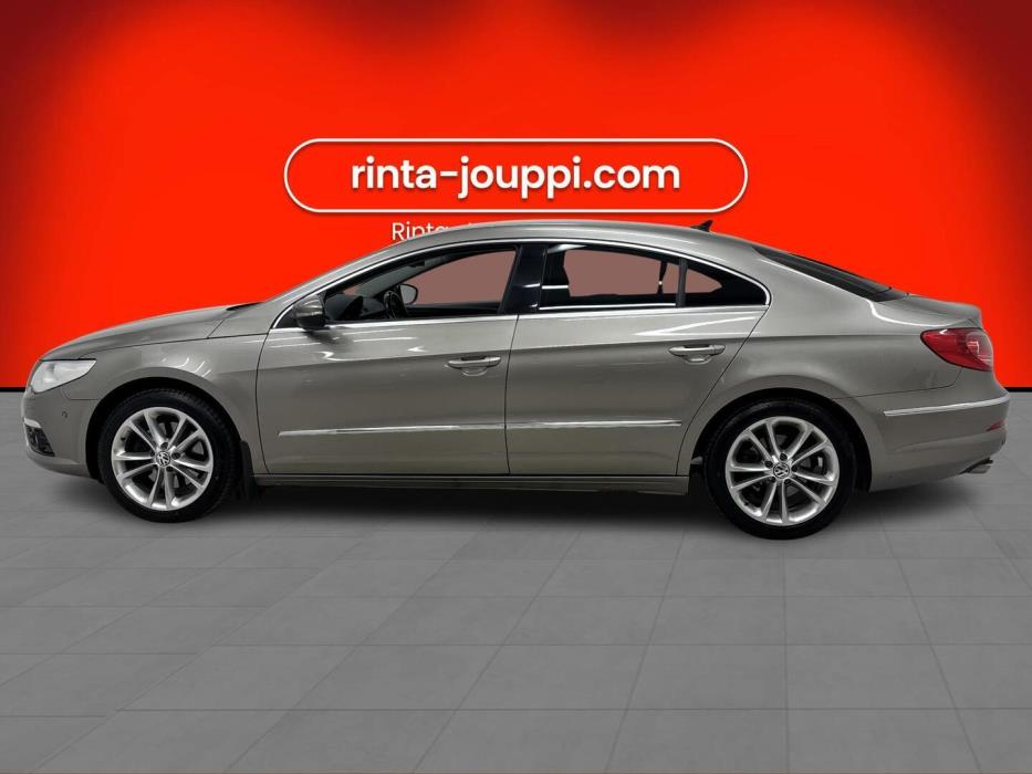 VOLKSWAGEN Passat CC 2010