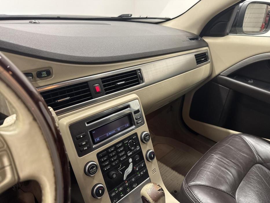 VOLVO XC70 2008