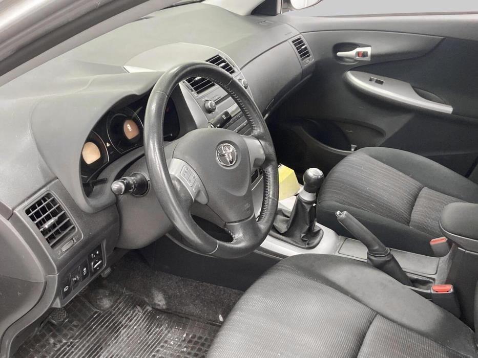 TOYOTA Corolla 2007