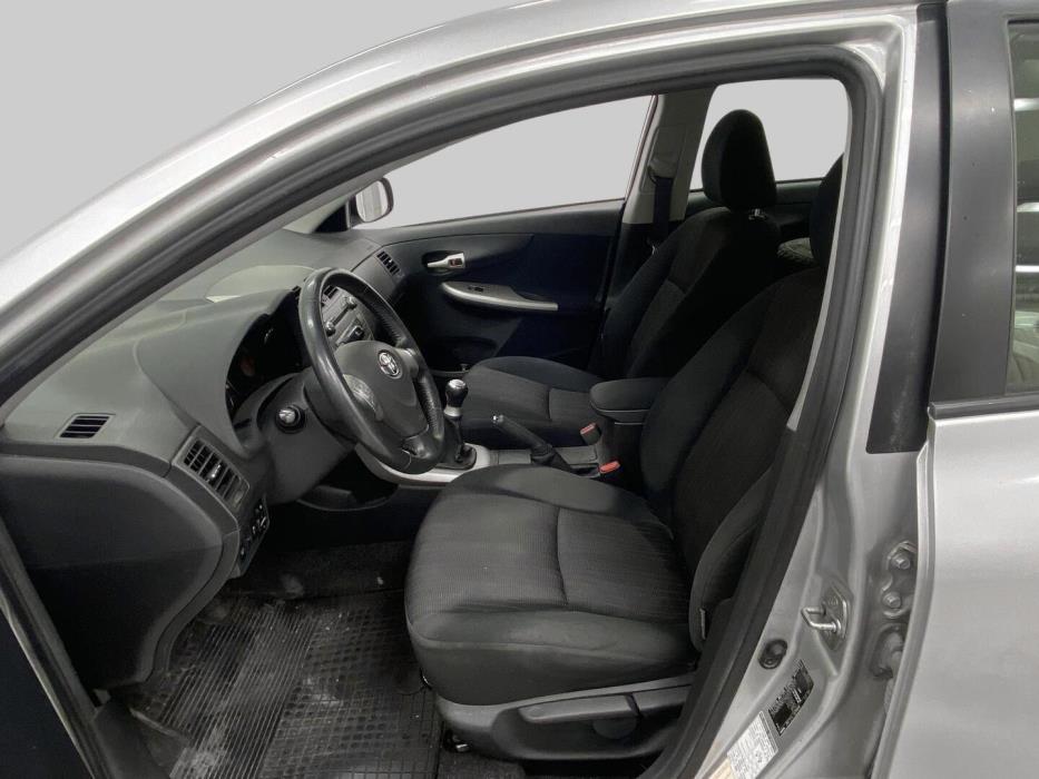 TOYOTA Corolla 2007