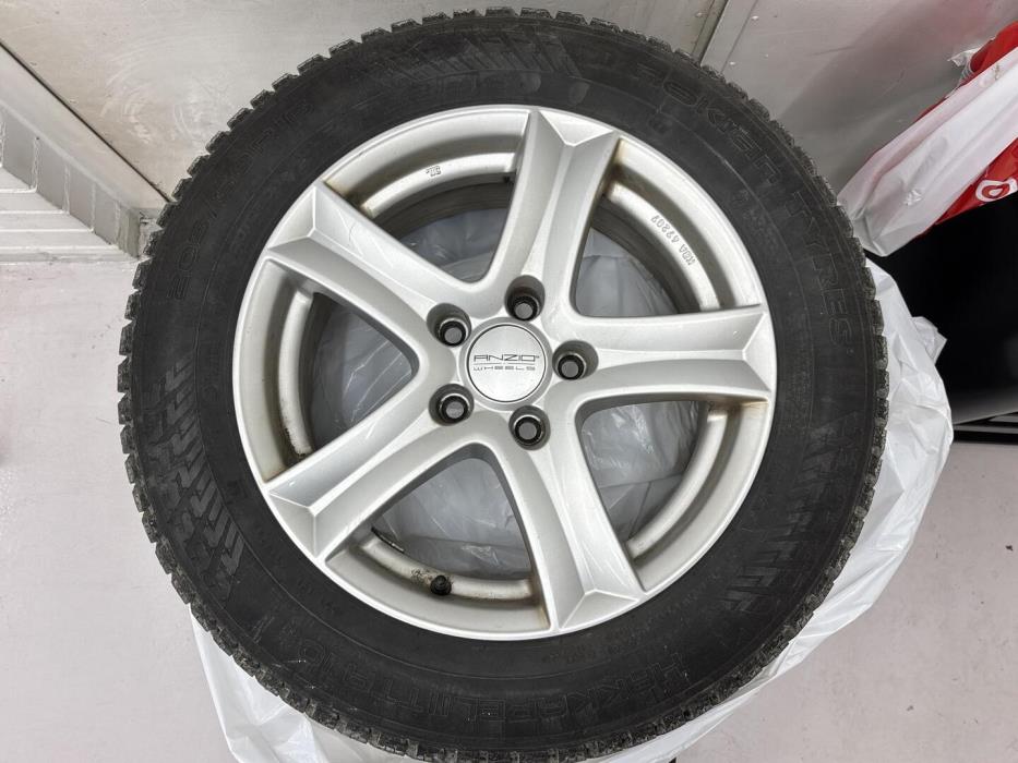 VOLKSWAGEN Passat 2011