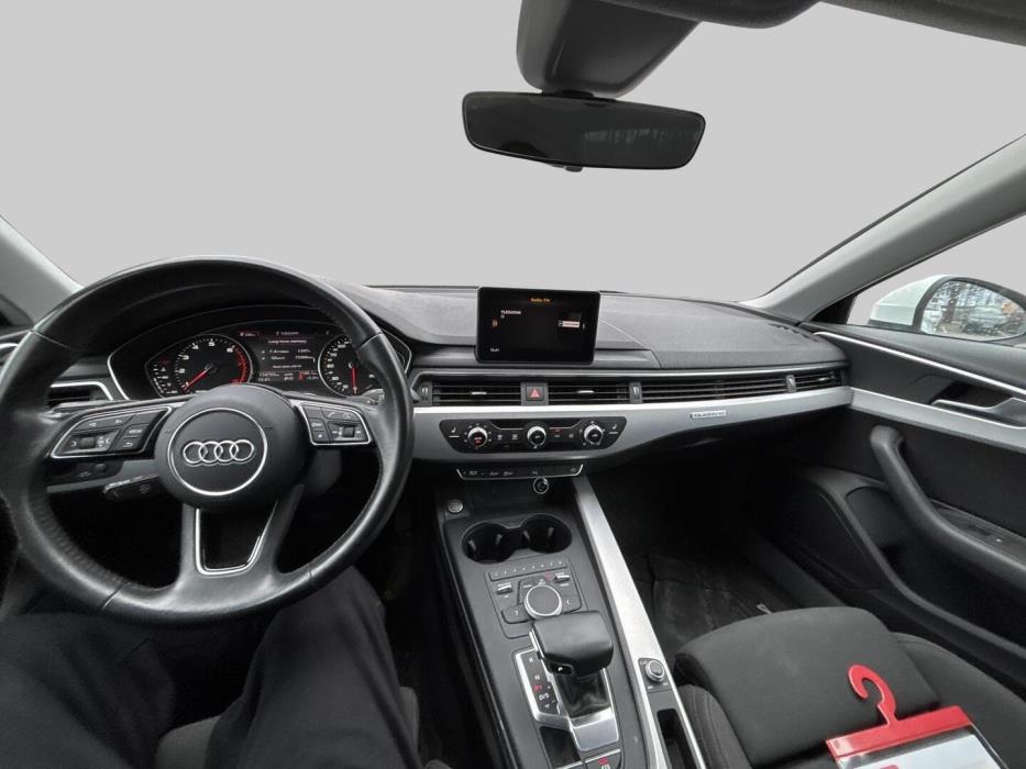 AUDI A4 2016