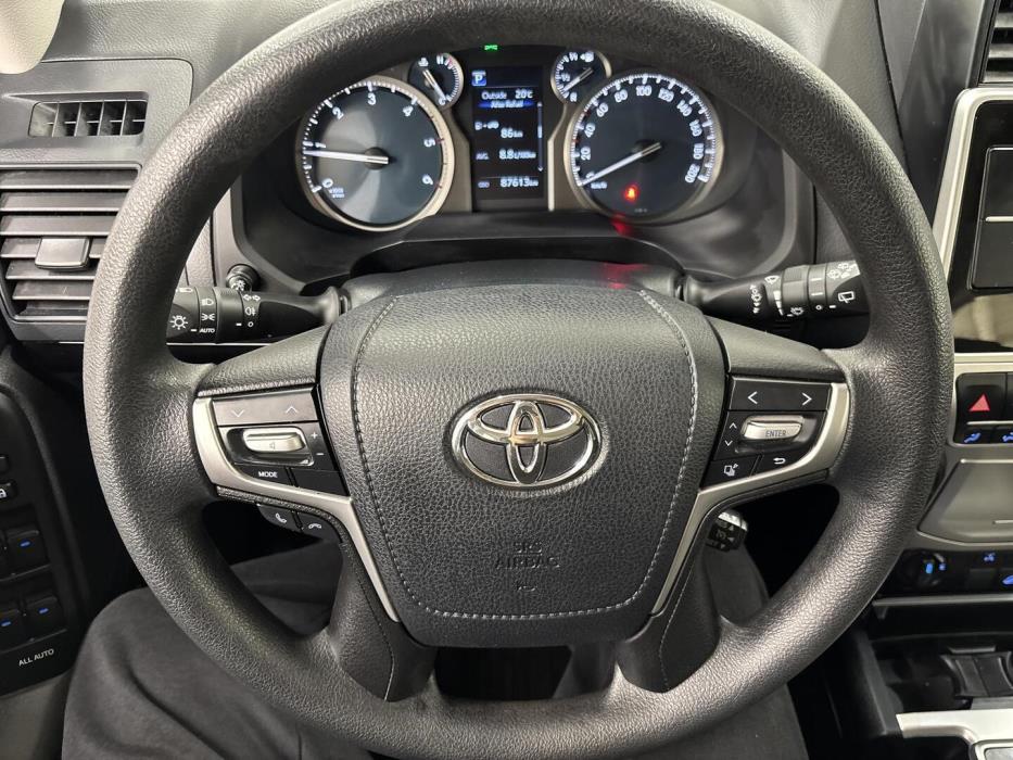 TOYOTA Land Cruiser 2020