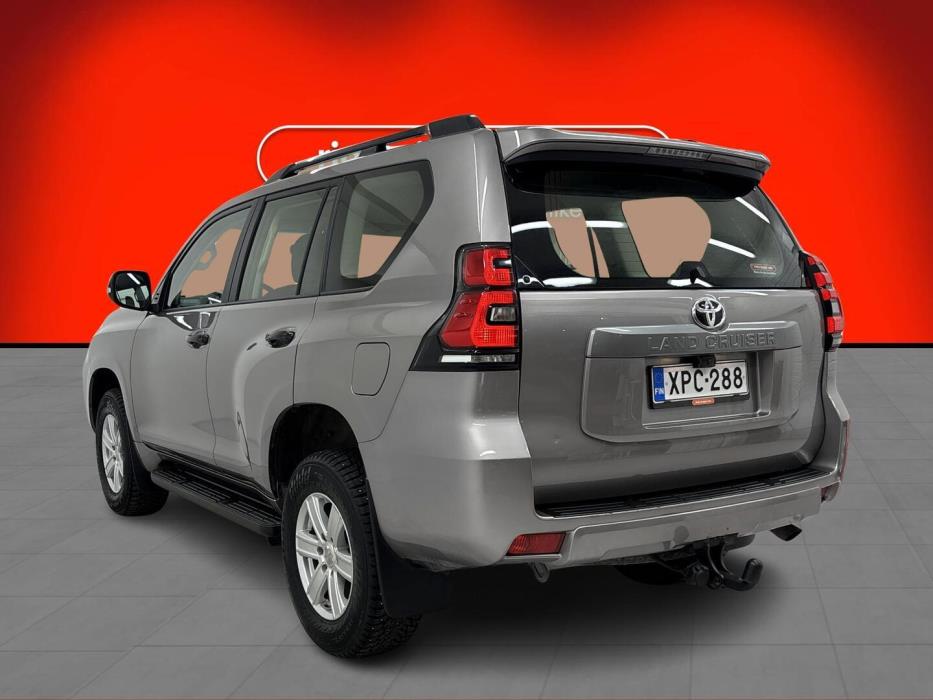 TOYOTA Land Cruiser 2020