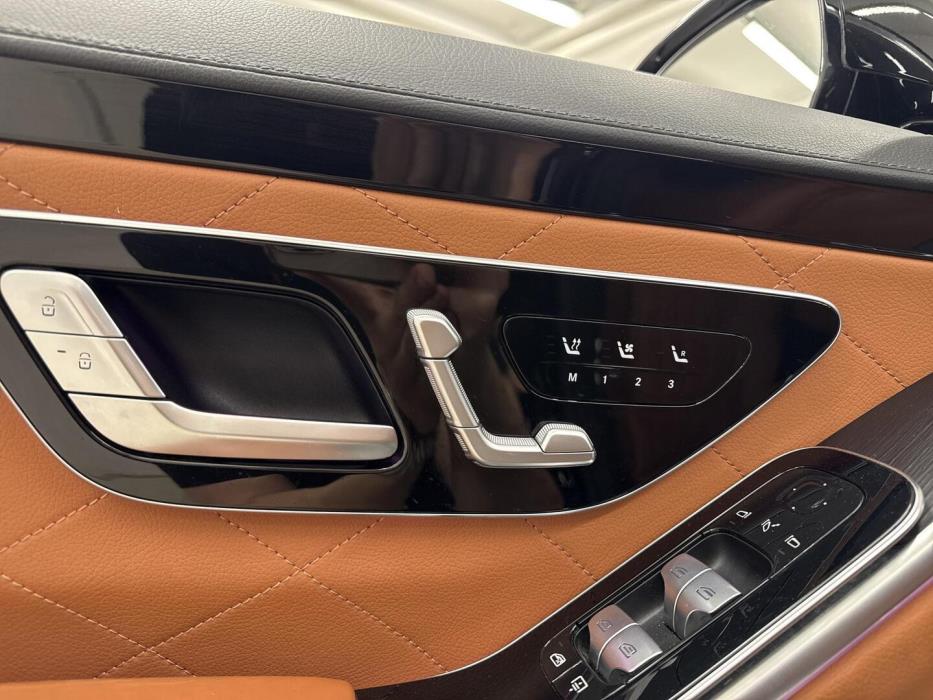 MERCEDES-BENZ S 2022