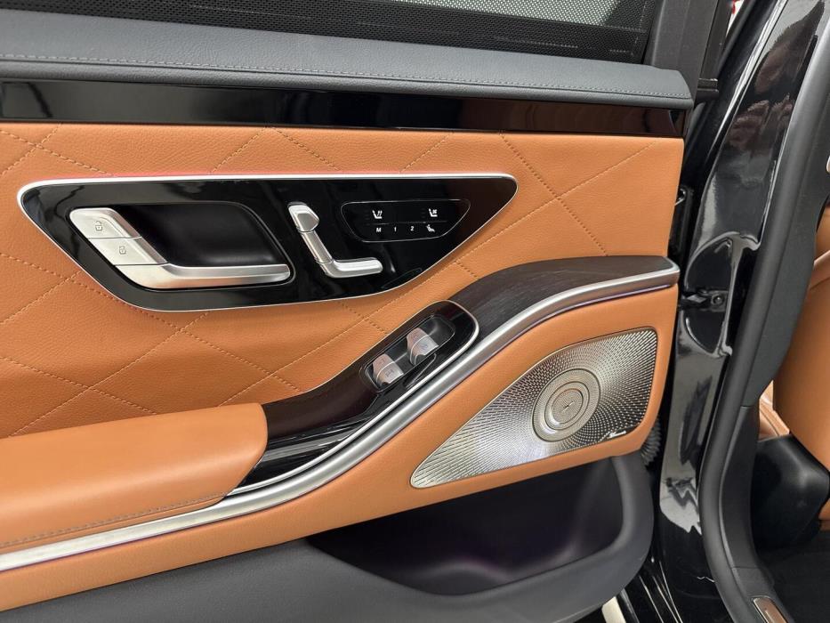MERCEDES-BENZ S 2022