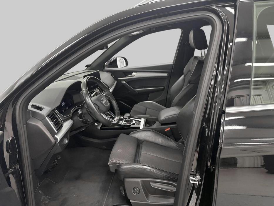AUDI Q5 2022