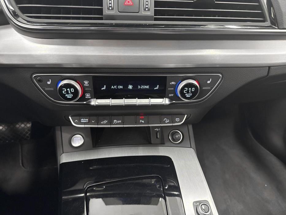 AUDI Q5 2022