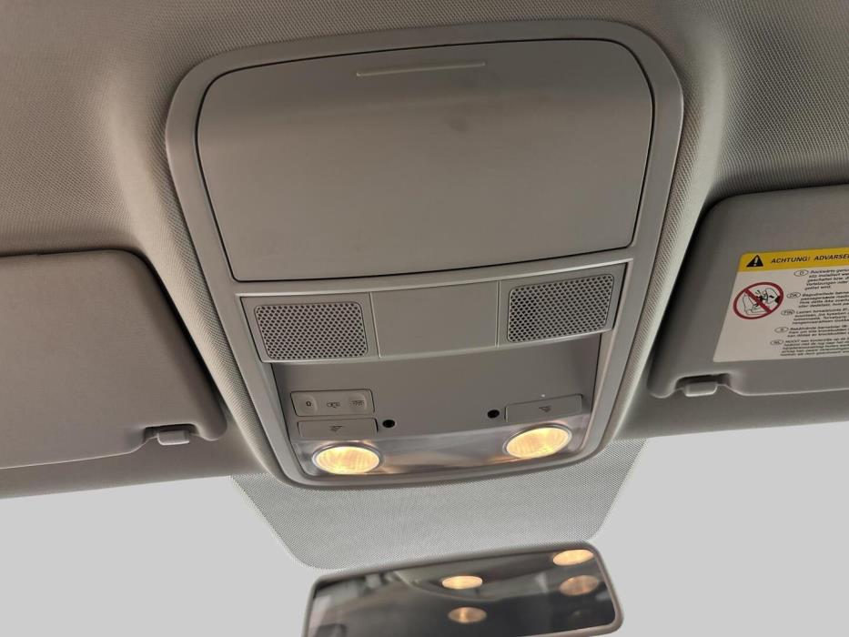 VOLKSWAGEN Jetta 2011