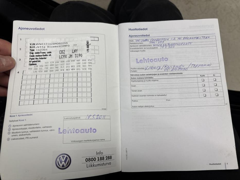 VOLKSWAGEN Jetta 2011