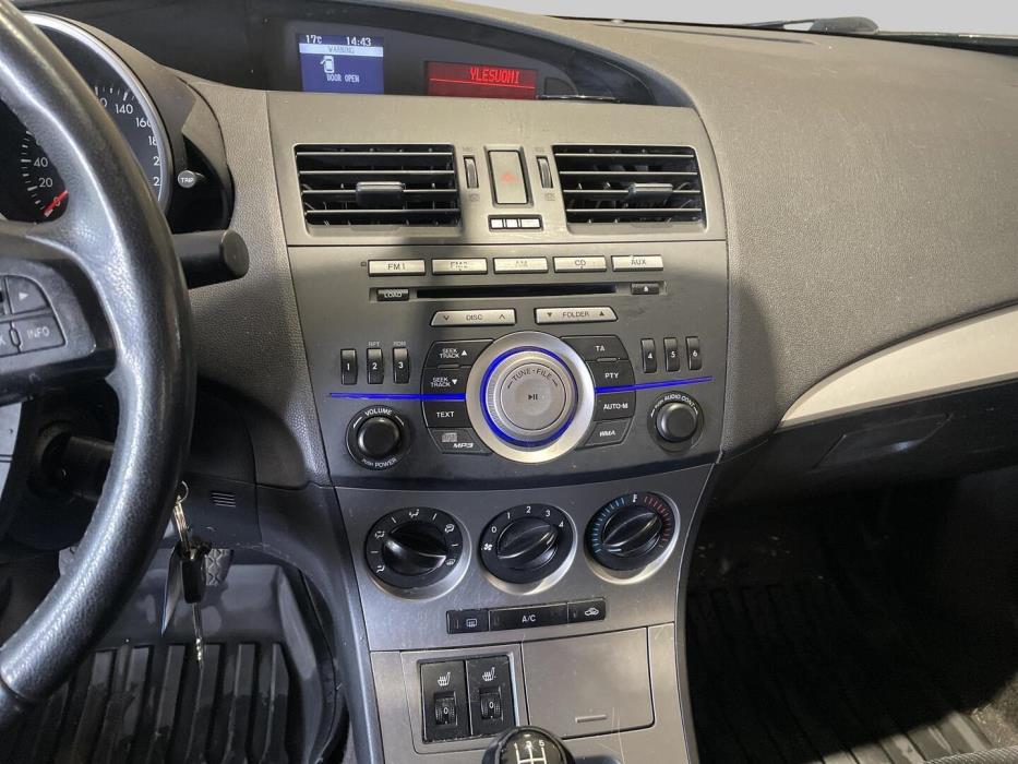 MAZDA Mazda3 2011