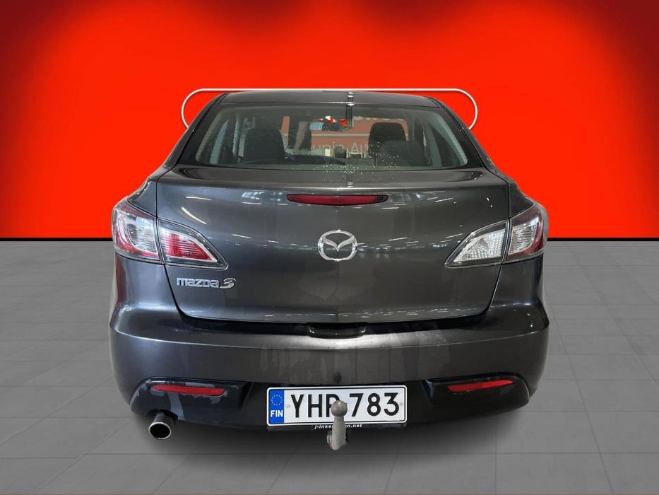 MAZDA Mazda3 2011