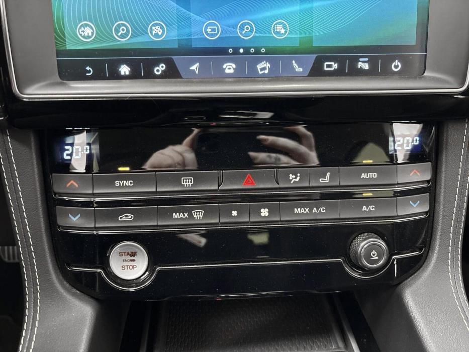 JAGUAR F-PACE 2019