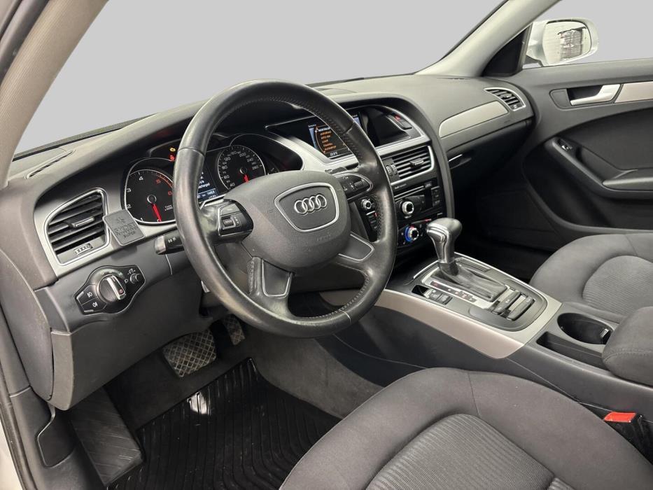 AUDI A4 2014
