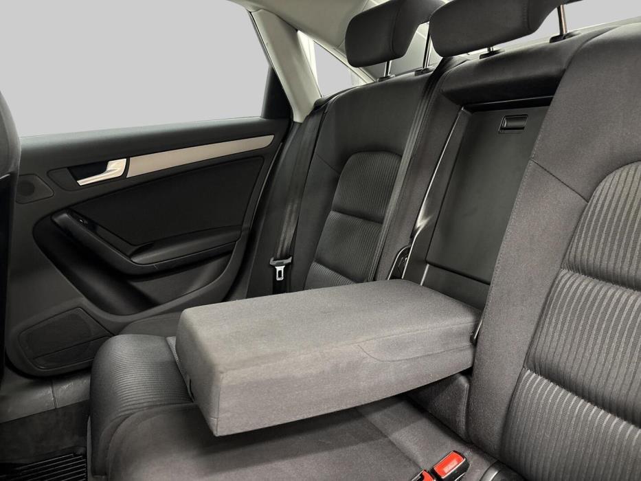 AUDI A4 2014