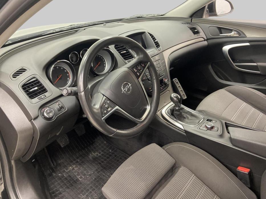 OPEL Insignia 2013