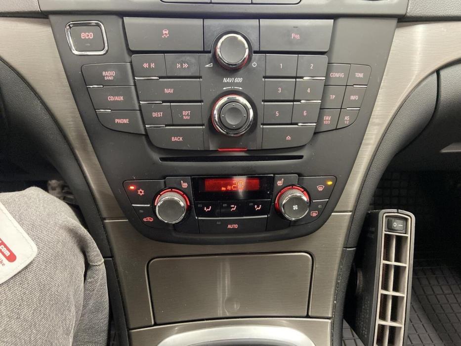 OPEL Insignia 2013