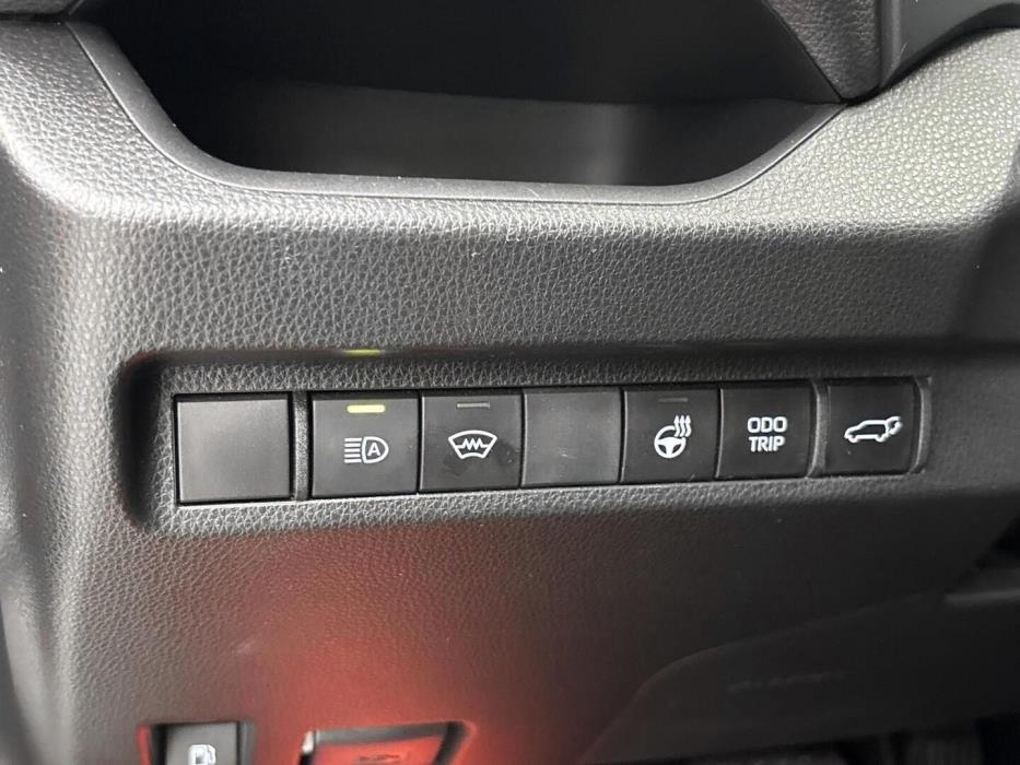 TOYOTA RAV4 2024