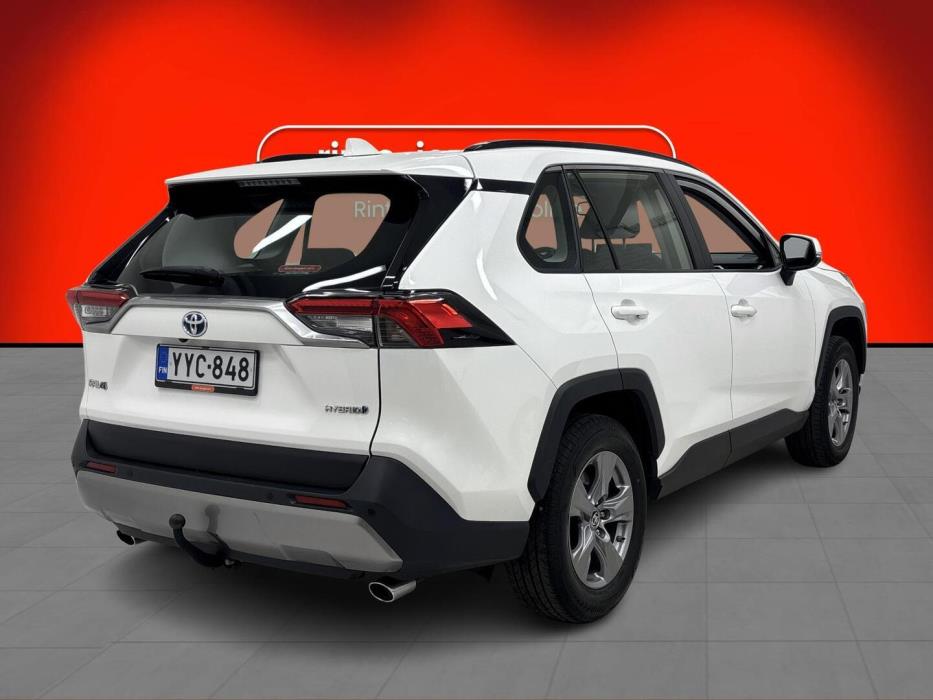 TOYOTA RAV4 2024